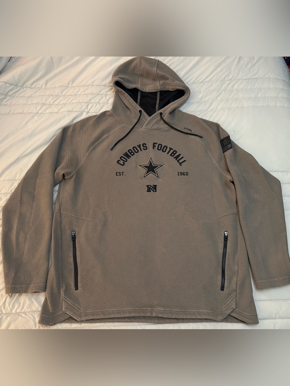 UNRL x Dallas Cowboys ’25 LTD Elevation Hoodie XL Taupe